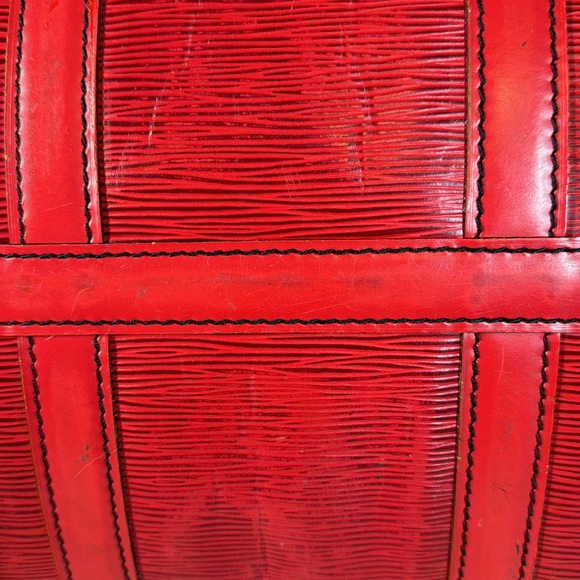 Louis Vuitton EPI Leather Keepall 50 Castilian Red w/ Luggage tag & Poingnat COA - Picture 11 of 16